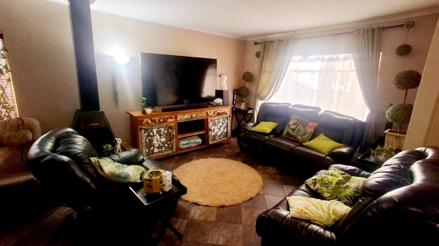 4 Bedroom Property for Sale in Vaalpark Free State